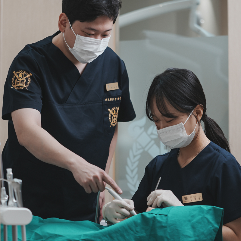 Dr. 정재윤